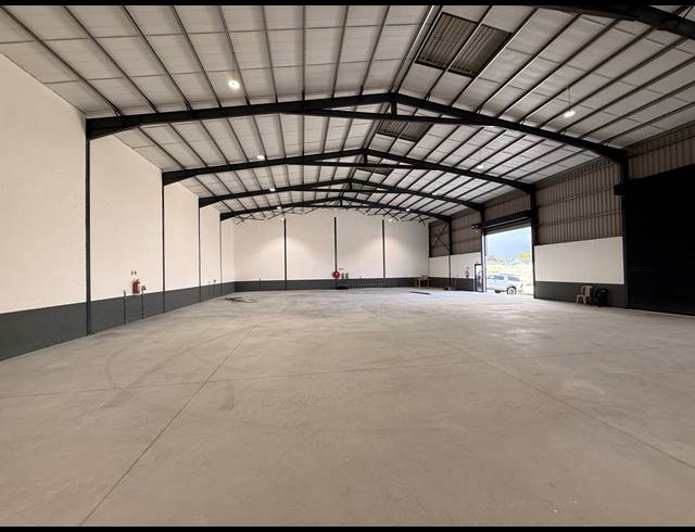 645M² WAREHOUSE FOR SALE IN WELLINGTON CENTRAL